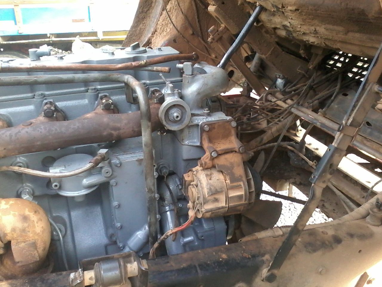 Motor recuperado e instalado no chassi
